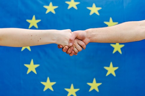ЄС схвалив тимчасову лібералізацію торгівлі з Україною