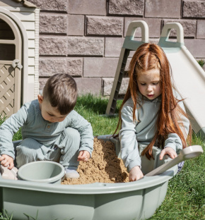 Іграшки під час блекаутів: як виробник із Рівного інвестував у сонячну енергію і зберіг експорт